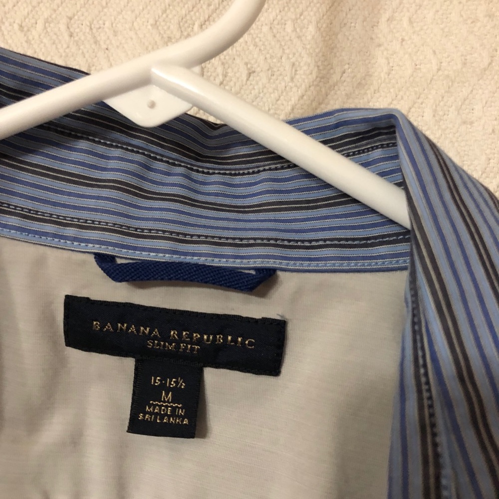 Men’s Banana Republic Long Sleeve Dress Shirt (A1) - Picture 3 of 3